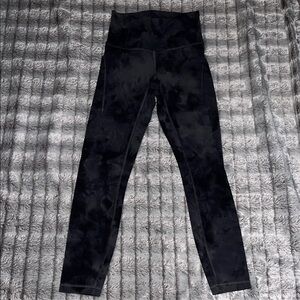 Lululemon tie dye leggings!